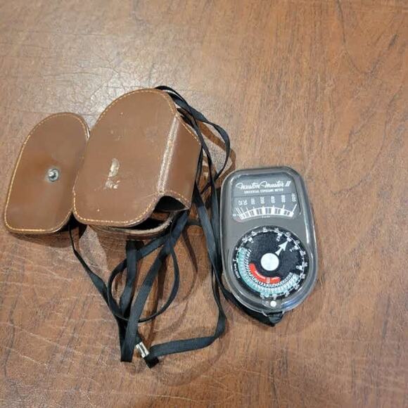 Vintage Weston Master II Universal Exposure Meter Model 735 with Leather case - Picture 5 of 11